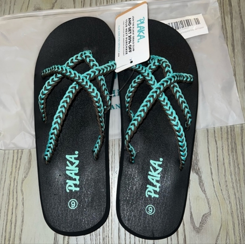 Plaka Splash Women’s Flip Flops Sandals